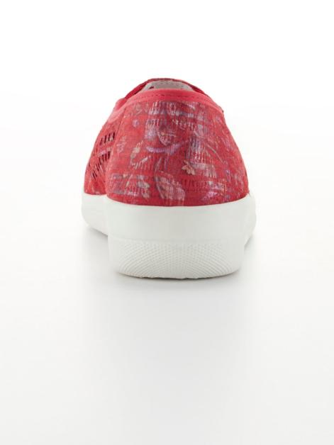 Naturläufer Slipper mit sommerlichen Durchbrüchen Artikelnummer: 1827145.00016 Sonderangebot der Fabrik