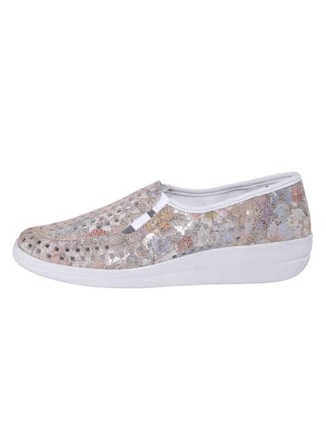 Naturläufer Slipper mit sommerlich luftigen Durchbrüchen Artikelnummer: 1508976 Osterangebot