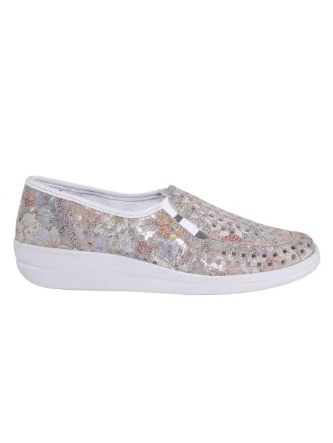 Naturläufer Slipper mit sommerlich luftigen Durchbrüchen Artikelnummer: 1508976 Osterangebot