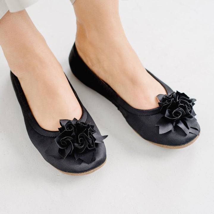 Pampuschen Grace satin schwarz Fabrikpreis