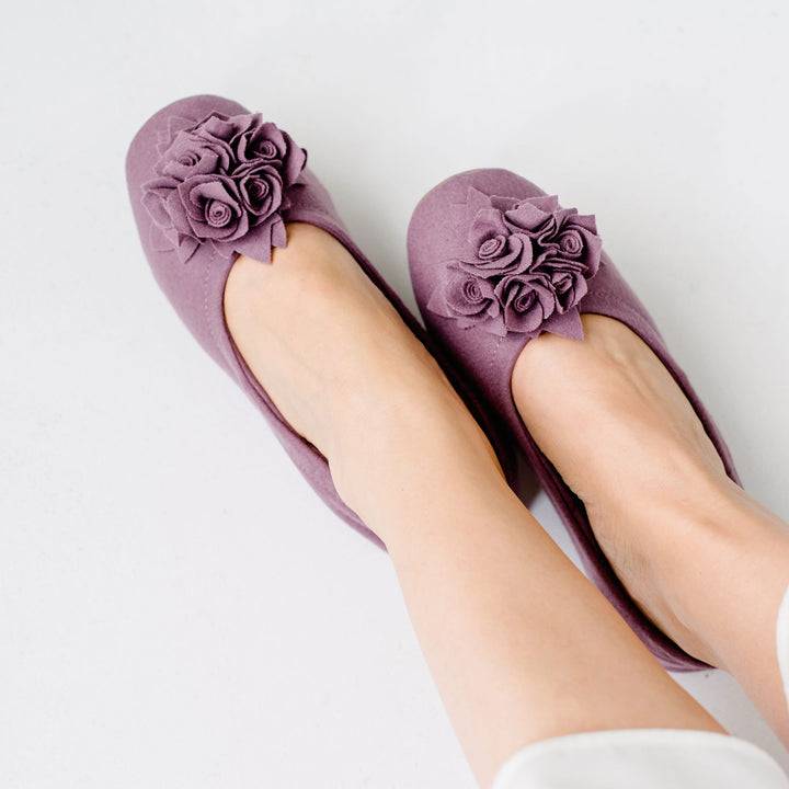 Pampuschen Grace wool dunkle malve Großer Ausverkauf