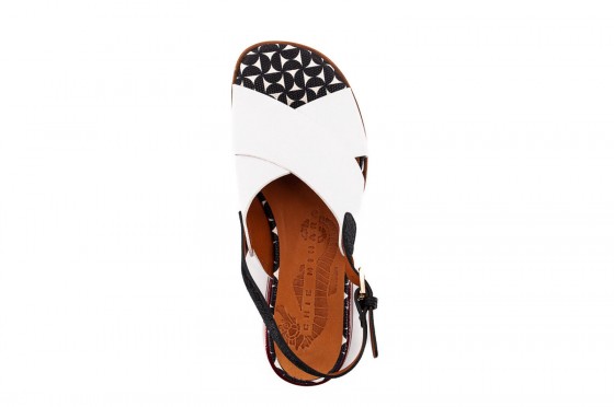Riccardo Cartillone Chie Mihara WANTER blanco Zeitlich begrenztes Angebot