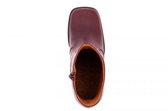 Riccardo Cartillone Chie Mihara XENTIL grape Bestseller