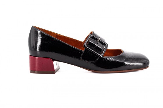 Riccardo Cartillone Chie Mihara IAMAN Black Online Outlet