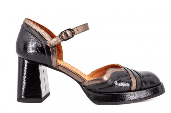 Riccardo Cartillone Chie Mihara KATE nero Bestseller