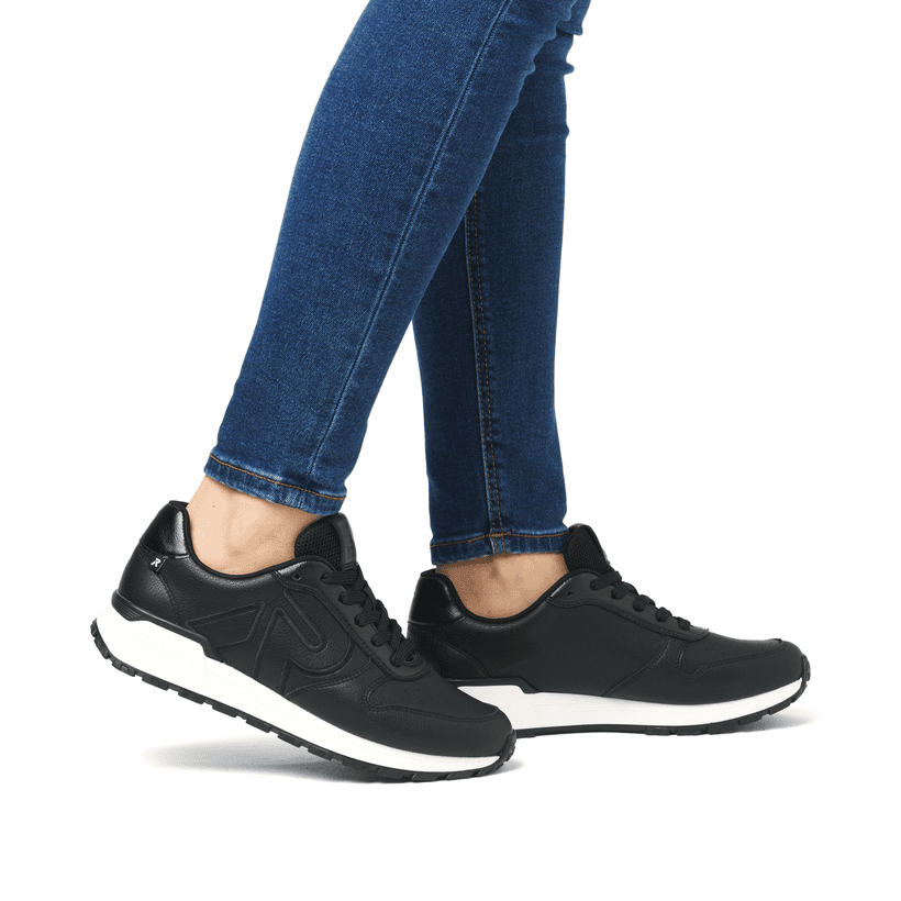Rieker Artikelnummer W0606-00 Rieker Damen Sneaker Low mattschwarz Neuheiten