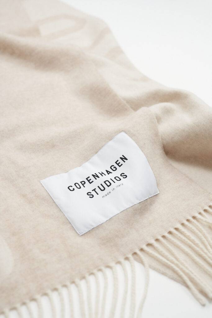 Studio Copenhagen CPH SHAWL 1 wool mix beige Discount Store für neue Produkte