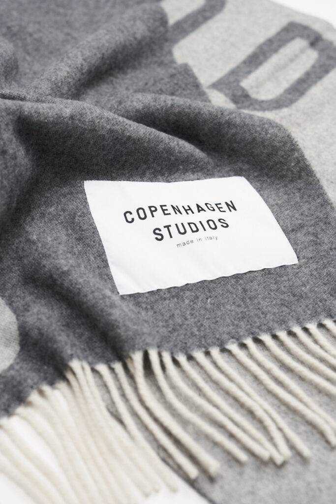 Studio Copenhagen CPH SHAWL 1 wool mix grey Speichern exportieren