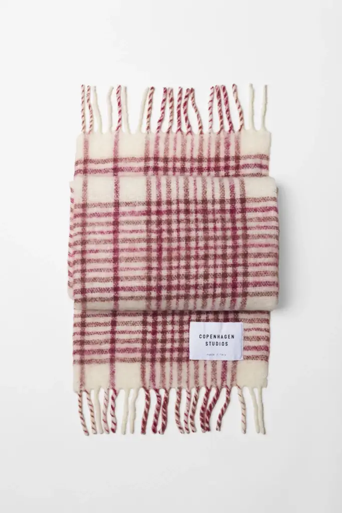 Studio Copenhagen CPH SHAWL 10 wool mix pink Cyber Monday