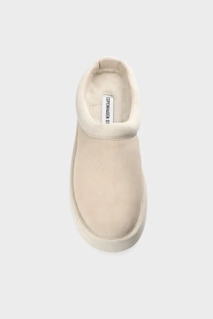 Studio Copenhagen CPH249 suede cream Begrenzte Freigabe