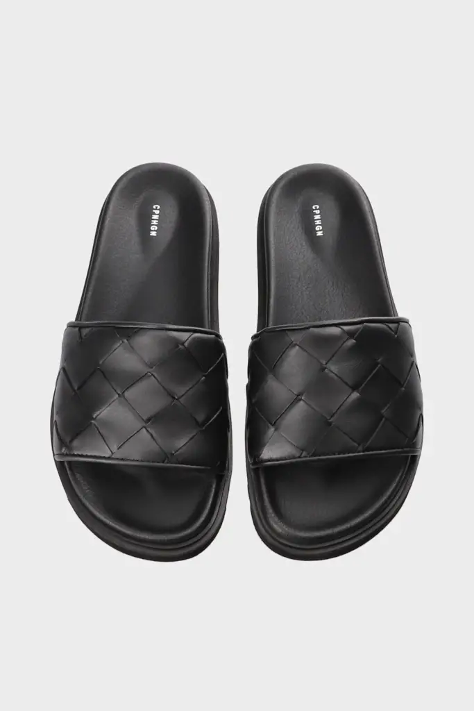 Studio Copenhagen CPH711 soft vitello black 2025