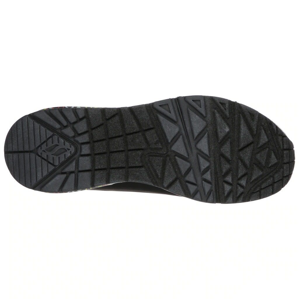 Skechers Wedgesneaker »UNO-LOVING LOVE« Freizeitschuh Halbschuh Schnürschuh mit coolem Graffiti-Print bestellen Exklusivangebot