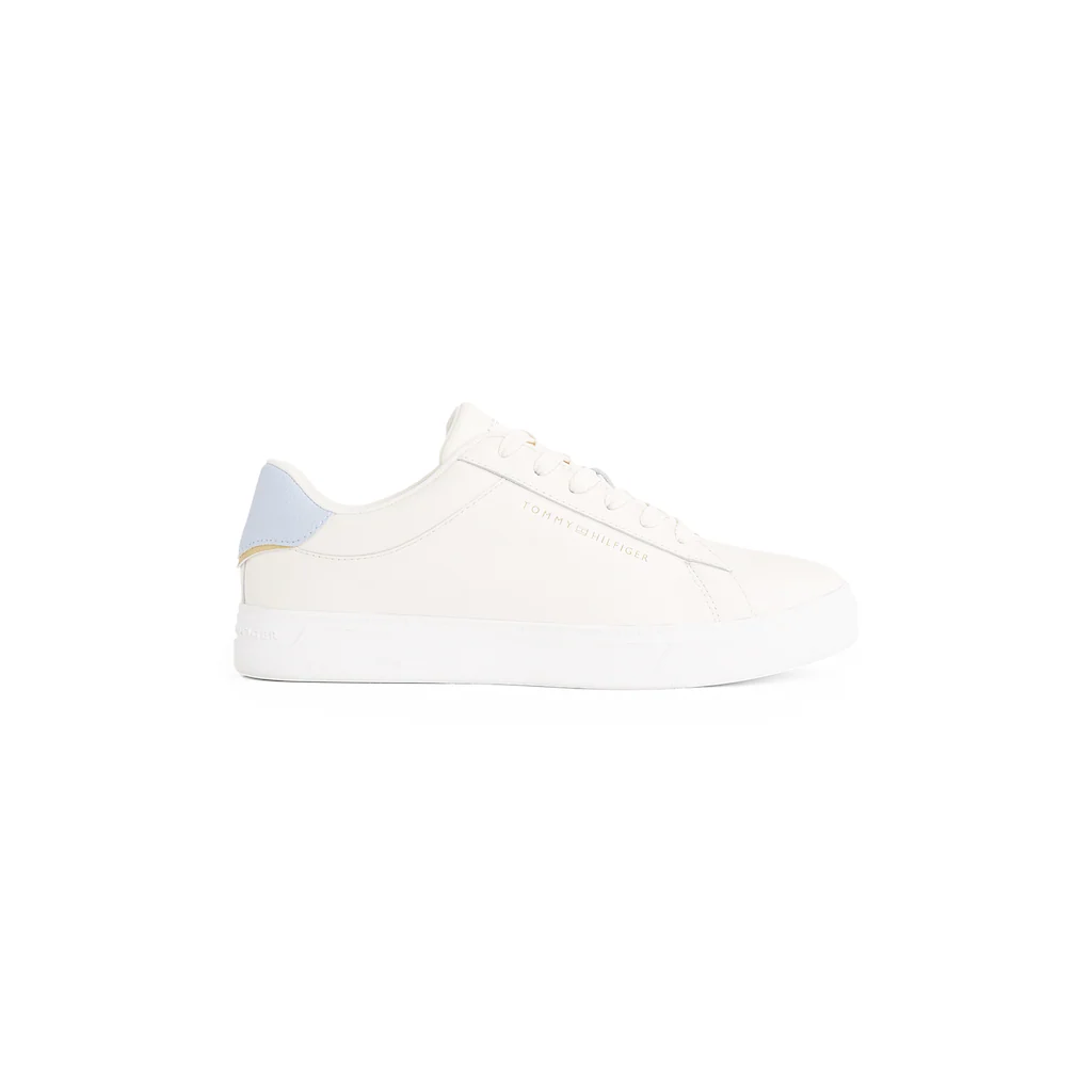 Tommy Hilfiger Plateausneaker »ESSENTIAL COURT SNEAKER« Freizeitschuh Halbschuh Schnürschuh mit Logoschriftzug online bestellen Bestseller