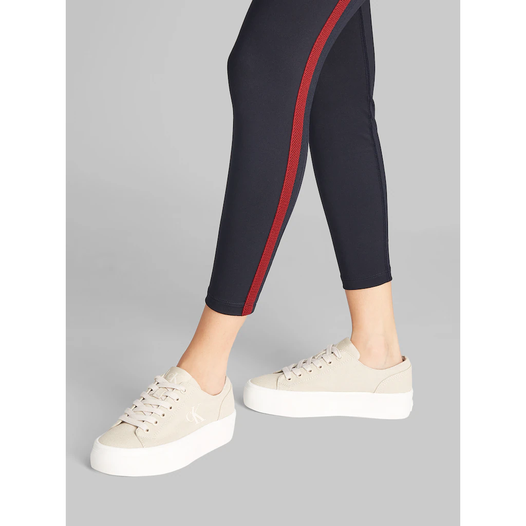 Calvin Klein Jeans Plateausneaker »VULC FLATFORM LOW CV MG« Schnürschuh Freizeitschuh Halbschuh mit seitlichem Logo bestellen VIP-Rabatte