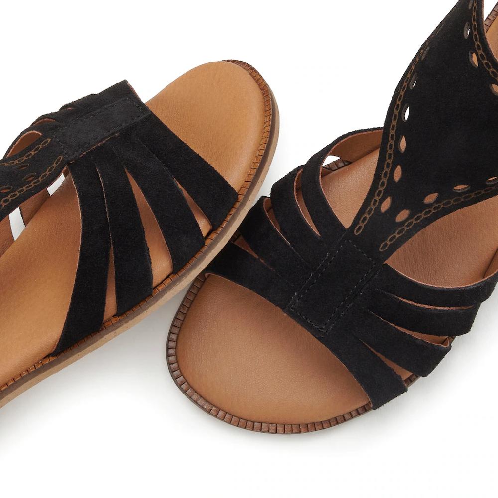 LASCANA Sandale Sandalette Sommerschuh aus hochwertigem Leder mit kleinen Cut-Outs Bis zu 55% Rabatt