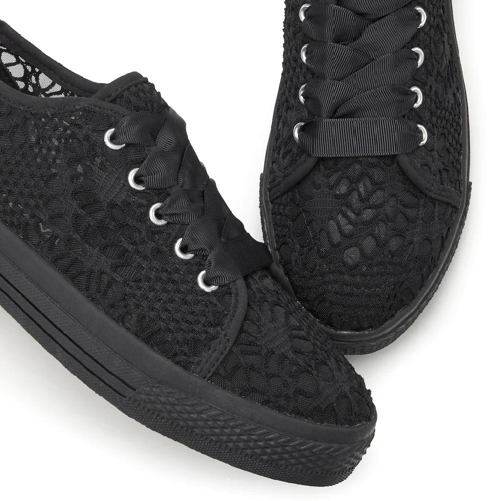 LASCANA Sneaker mit leichter Plateausohle und Spitze Schnürhalbschuhe Freizeitschuhe Blitzangebot
