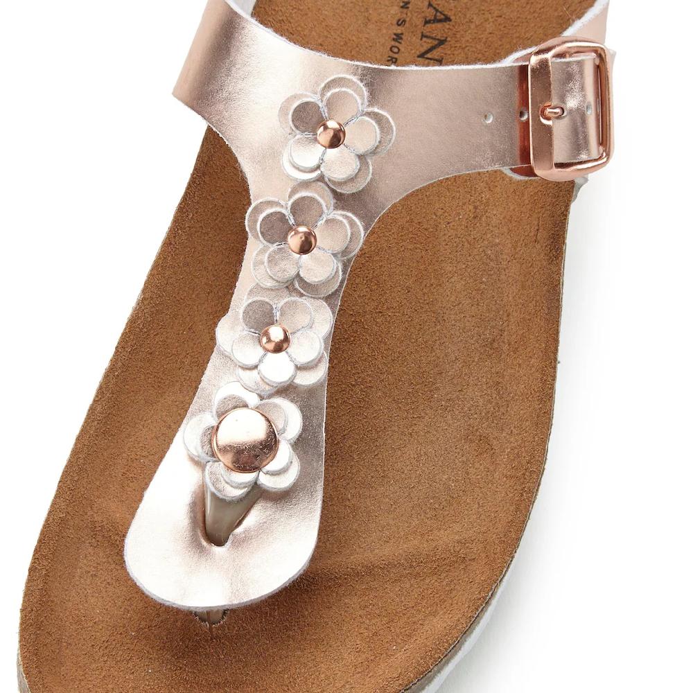LASCANA Zehentrenner Sandale Pantolette mit modischer Applikation und Korkfußbett ▷ für Sonderangebot