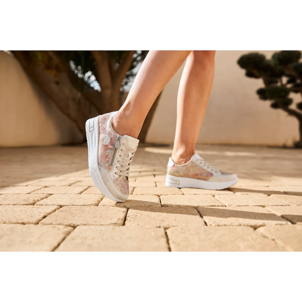 Rieker Plateausneaker Freizeitschuh Schnürschuh Halbschuh mit dezentem Goldschimmer ▷ für im Angebot