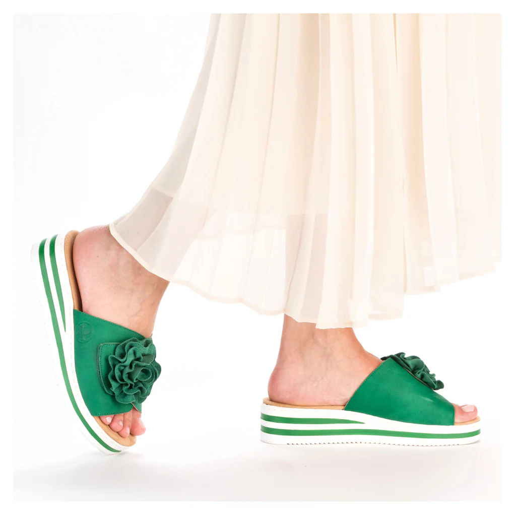 Rieker Pantolette Sommerschuh Poolslide Strandschuh Keilabsatz mit Klettverschluss Bestseller